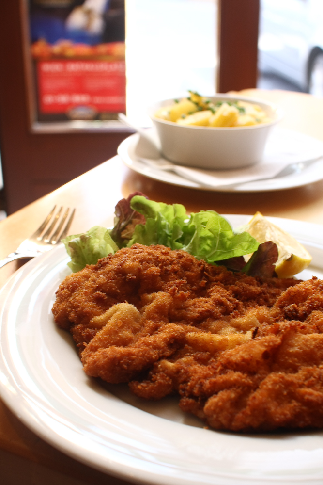Viande de veau — veau 100 % français chez le boucher à Saintes